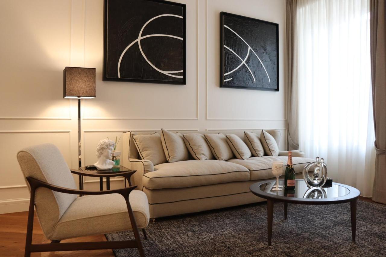 Calzaiuoli3 Luxury Flat In The City Center Of Флоренція Екстер'єр фото