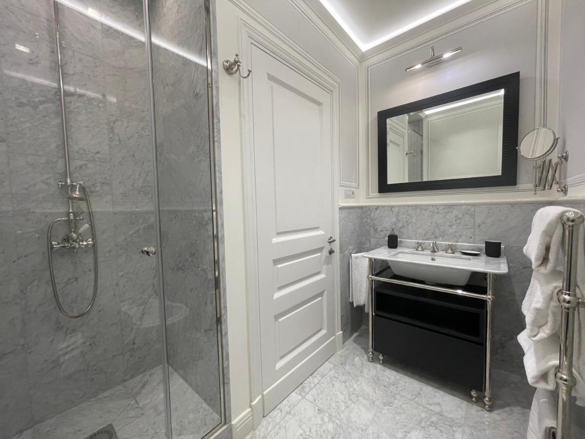 Calzaiuoli3 Luxury Flat In The City Center Of Флоренція Екстер'єр фото